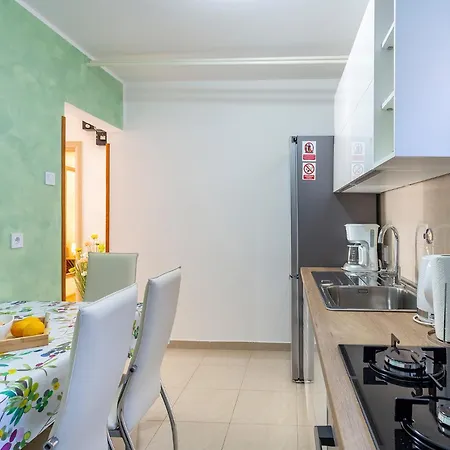 Gostinjska kuća Perka Near 3*