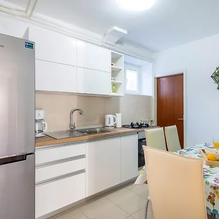 Perka Near Casa de hóspedes