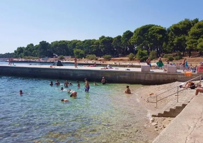 Gæstehus Perka Near